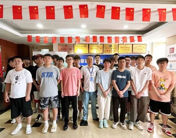 近期結班留影 | 百尺竿頭，更進一步，加